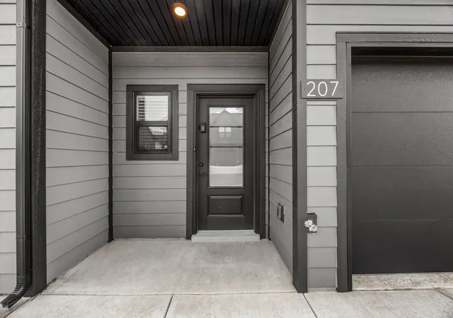 Photo 1 of Townhouse for sale at 207 Jonathan Wade Cir, Clarksville, TN 37043 | MLS# 3541172 | Listing updated on 2026-09-08