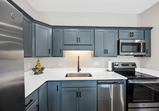 Photo 3 of Townhouse for sale at 207 Jonathan Wade Cir, Clarksville, TN 37043 | MLS# 3541172 | Listing updated on 2026-09-08
