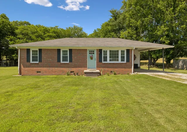 Photo 2 of Single family home for sale at 161 Kempville Hwy, Pleasant Shade, TN 37145 | MLS# 3543215 | Listing updated on 2026-09-08