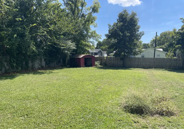 Photo 3 of Single family home for sale at 134 Butler St, Shelbyville, TN 37160 | MLS# 3592882 | Listing updated on 2026-09-16