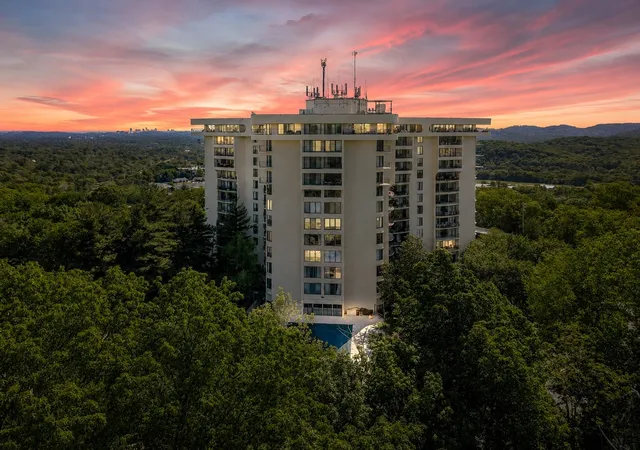 Photo 1 of Condo for sale at 6666 Brookmont Ter #1012, Nashville, TN 37205 | MLS# 3542436 | Listing updated on 2026-09-17