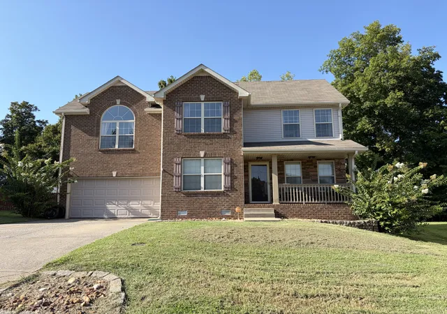 Photo 2 of Single family home for sale at 2897 Sharpie Dr, Clarksville, TN 37040 | MLS# 3542424 | Listing updated on 2026-09-18