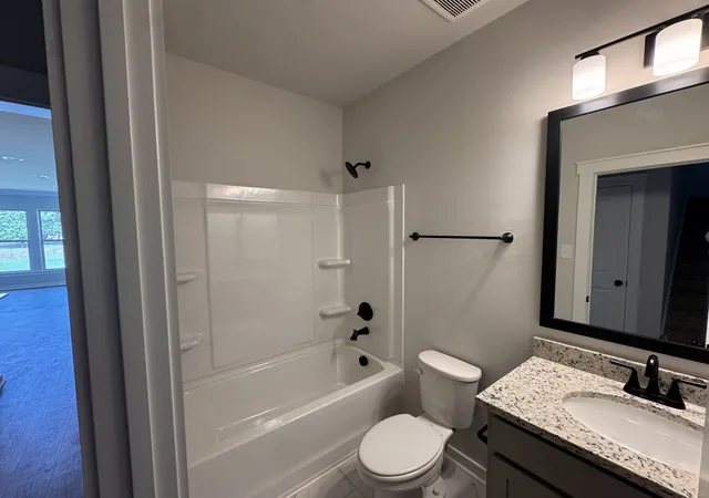 Photo 2 of Townhouse for sale at 561 W Foxrun, Springfield, TN 37172 | MLS# 3544945 | Listing updated on 2026-09-09