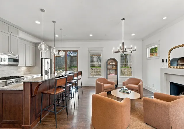 Photo 3 of Townhouse for sale at 824b Horner Ave, Nashville, TN 37204 | MLS# 3592635 | Listing updated on 2026-09-17