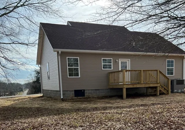 Photo 2 of Single family home for sale at 152 Union Hl Rd, Mc Minnville, TN 37110 | MLS# 3546424 | Listing updated on 2026-09-17