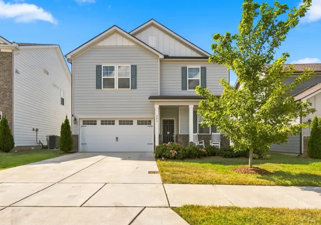 Photo 2 of Single family home for sale at 303 Ellis Ln Nw, Lebanon, TN 37087 | MLS# 3544456 | Listing updated on 2026-09-18