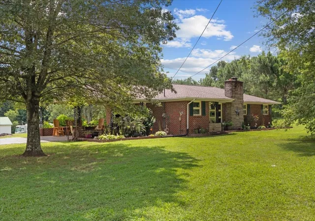 Photo 2 of Single family home for sale at 4670 Hwy 69a, Camden, TN 38320 | MLS# 3543216 | Listing updated on 2026-09-08
