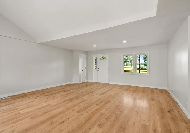 Photo 3 of Single family home for sale at 4919 Pulliam Hardaway Rd, Springfield, TN 37172 | MLS# 3544426 | Listing updated on 2026-09-23