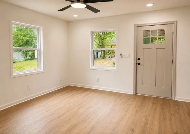 Photo 2 of Multi family home for sale at 19 Proctor Dr, Clarksville, TN 37043 | MLS# 3547720 | Listing updated on 2026-09-16