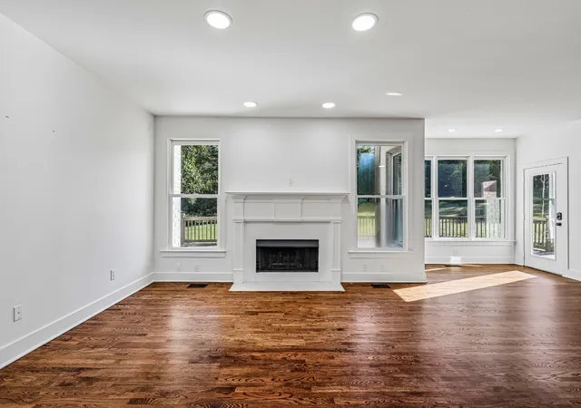 Photo 2 of Single family home for sale at 9316 Chesapeake Dr, Brentwood, TN 37027 | MLS# 3544419 | Listing updated on 2026-09-17