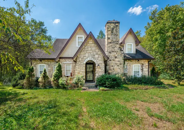 Photo 1 of Single family home for sale at 5111 Clarksville Hwy, Whites Creek, TN 37189 | MLS# 3593171 | Listing updated on 2026-09-16