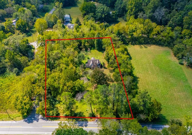 Photo 2 of Single family home for sale at 5111 Clarksville Hwy, Whites Creek, TN 37189 | MLS# 3593171 | Listing updated on 2026-09-16