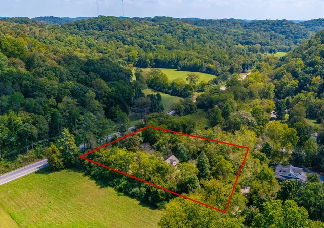 Photo 4 of Single family home for sale at 5111 Clarksville Hwy, Whites Creek, TN 37189 | MLS# 3593171 | Listing updated on 2026-09-16