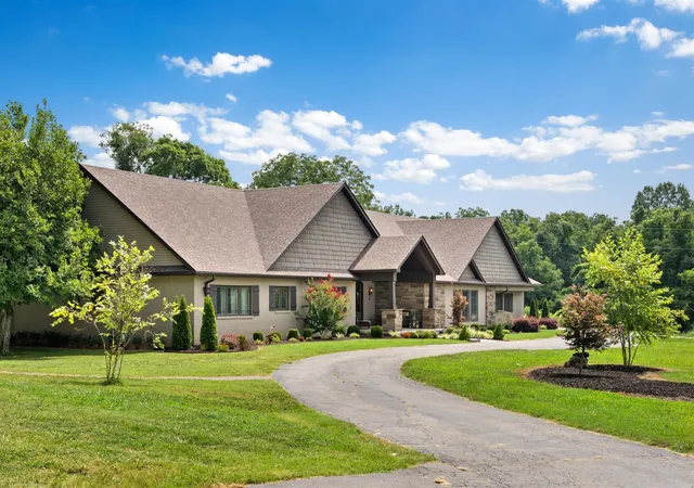Photo 1 of Single family home for sale at 2385 Old Ashland City Rd, Clarksville, TN 37043 | MLS# 3593822 | Listing updated on 2026-10-08