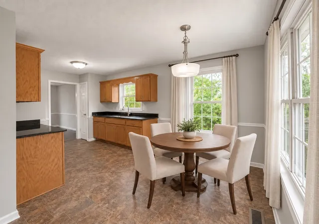 Photo 3 of Single family home for sale at 1023 Hedge Apple Dr, Clarksville, TN 37040 | MLS# 3544993 | Listing updated on 2026-10-18