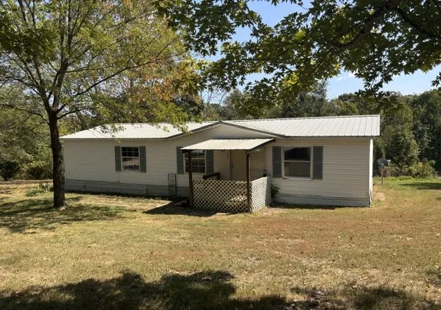 Photo 3 of Manufactured home for sale at 167 Baker Ridge Rd, Waverly, TN 37185 | MLS# 3546465 | Listing updated on 2026-09-16