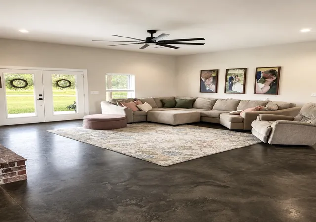 Photo 4 of Single family home for sale at 1785 Mosley Fry Rd, Chapmansboro, TN 37035 | MLS# 3545764 | Listing updated on 2026-09-22