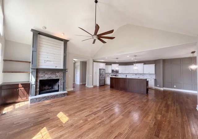 Photo 3 of Single family home for sale at 2155 Savage Crk Dr, Springfield, TN 37172 | MLS# 3545832 | Listing updated on 2026-09-17