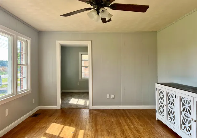 Photo 3 of Single family home for sale at 519 Robey St, Franklin, KY 42134 | MLS# 3594266 | Listing updated on 2026-09-18