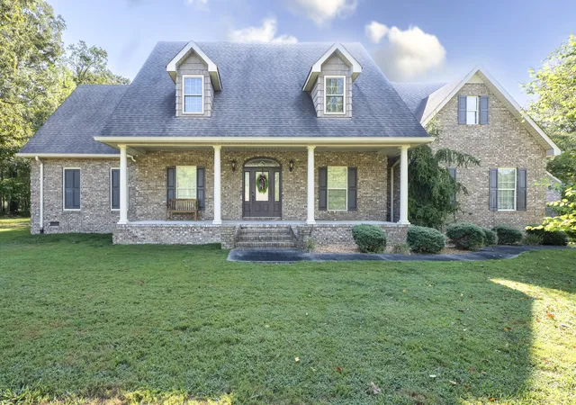 Photo 2 of Single family home for sale at 629 Bonner Way, Estill Springs, TN 37330 | MLS# 3546634 | Listing updated on 2026-09-18
