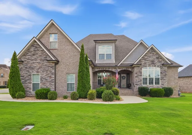 Photo 2 of Single family home for sale at 2328 Lionheart Dr, Murfreesboro, TN 37130 | MLS# 3546278 | Listing updated on 2026-09-17