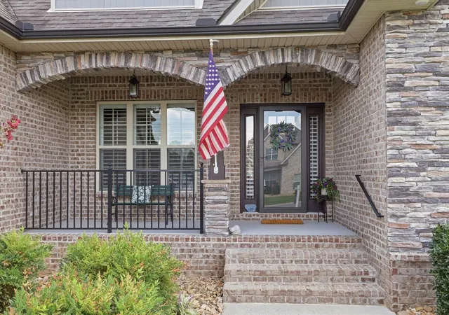 Photo 3 of Single family home for sale at 2328 Lionheart Dr, Murfreesboro, TN 37130 | MLS# 3546278 | Listing updated on 2026-09-17
