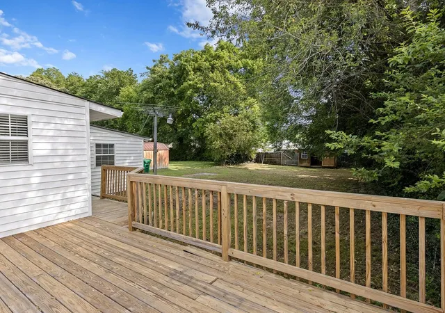 Photo 3 of Single family home for sale at 5345 Rose St, Chattanooga, TN 37412 | MLS# 3546530 | Listing updated on 2026-10-08