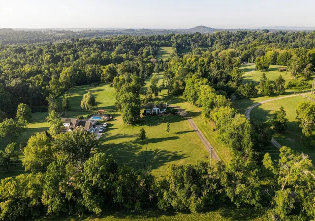 Photo 2 of Single family home for sale at 323 Menees Ln, Madison, TN 37115 | MLS# 3546647 | Listing updated on 2026-09-17