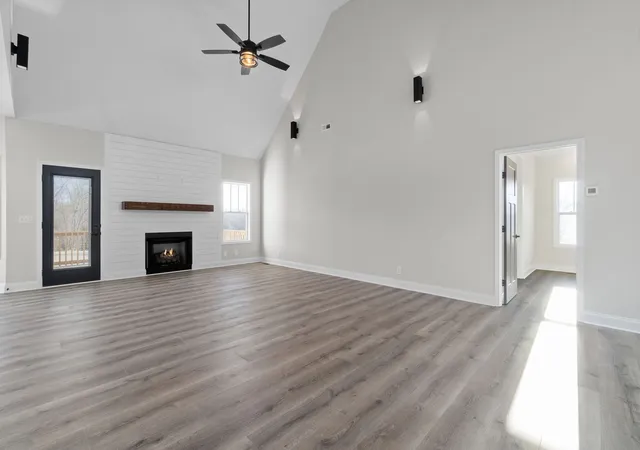 Photo 3 of Single family home for sale at 4987 Hunter Rd, Southside, TN 37171 | MLS# 3592109 | Listing updated on 2026-09-16