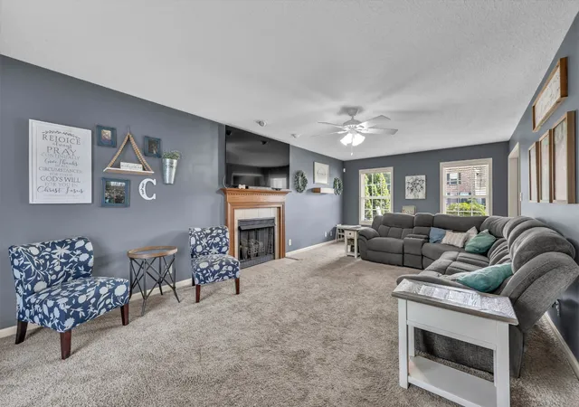 Photo 4 of Sale Pending at 943 Commission Dr, Clarksville, TN 37042 | MLS# 3592037 | Listing updated on 2026-09-18