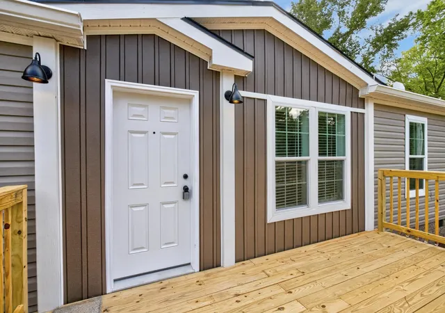 Photo 4 of Manufactured home for sale at 3479 Lake Rd, Woodlawn, TN 37191 | MLS# 3547054 | Listing updated on 2026-09-17