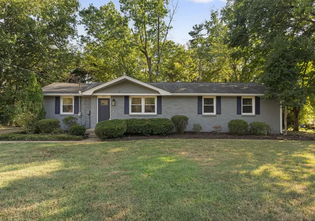 Photo 1 of Single family home for sale at 117 Stable Rd, Franklin, TN 37069 | MLS# 3547191 | Listing updated on 2026-09-16