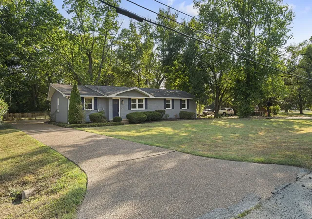 Photo 4 of Single family home for sale at 117 Stable Rd, Franklin, TN 37069 | MLS# 3547191 | Listing updated on 2026-09-16