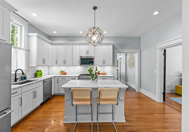 Photo 3 of Single family home for sale at 322 Greenway Ave, Nashville, TN 37205 | MLS# 3593823 | Listing updated on 2026-09-17