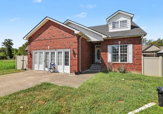 Photo 3 of Single family home for sale at 709 Keeton Ct, Old Hickory, TN 37138 | MLS# 3592946 | Listing updated on 2026-09-16