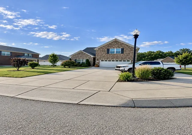 Single family home for sale at 739 Reflections Ln, Pleasant View, TN 37146 | MLS# 3593115