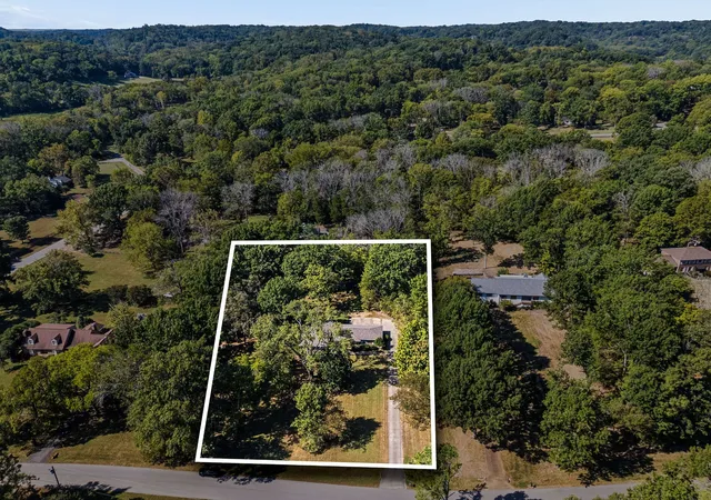 Photo 4 of Single family home for sale at 1203 Montpier Dr, Franklin, TN 37069 | MLS# 3593069 | Listing updated on 2026-09-17