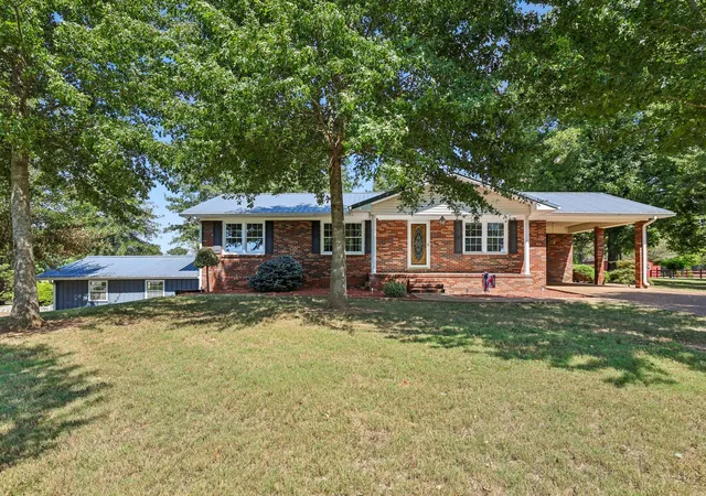 Single family home for sale at 1956 Shady Grv Rd, Morrison, TN 37357 | MLS# 3592326