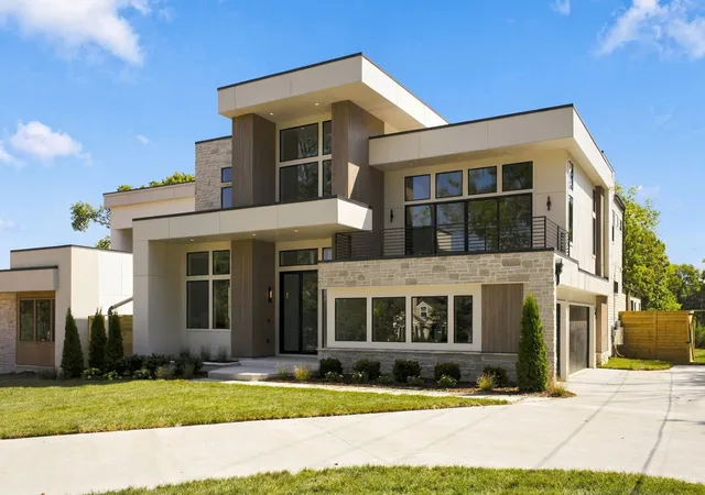 Photo 3 of Mansion for sale at 4206b Belmont Park Ter, Nashville, TN 37215 | MLS# 3592881 | Listing updated on 2026-09-17