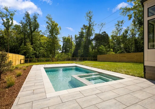 Photo 3 of Single family home for sale at 4206b Belmont Park Ter, Nashville, TN 37215 | MLS# 3592881 | Listing updated on 2026-09-17