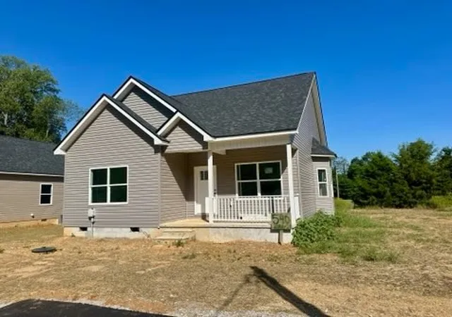Photo 1 of Single family home for sale at 540 Gracie St, Livingston, TN 38570 | MLS# 3592967 | Listing updated on 2026-09-16