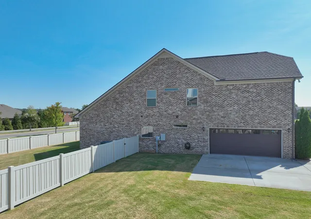 Photo 2 of Single family home for sale at 1118 Britannia Way, Murfreesboro, TN 37129 | MLS# 3593817 | Listing updated on 2026-10-07