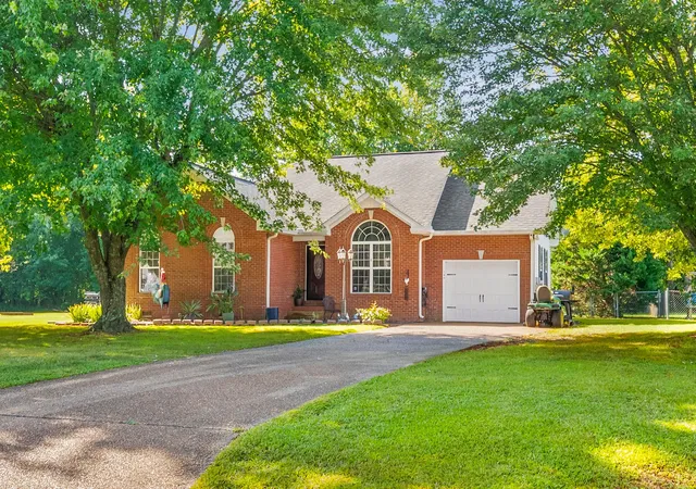 Photo 3 of Single family home for sale at 140 Cody Ct, Portland, TN 37148 | MLS# 3592663 | Listing updated on 2026-09-16