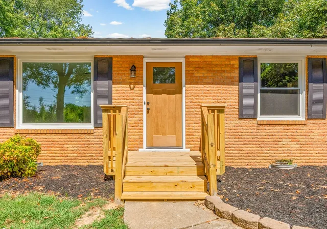 Photo 2 of Single family home for sale at 3651 Oakwood Rd, Woodlawn, TN 37191 | MLS# 3592670 | Listing updated on 2026-09-16