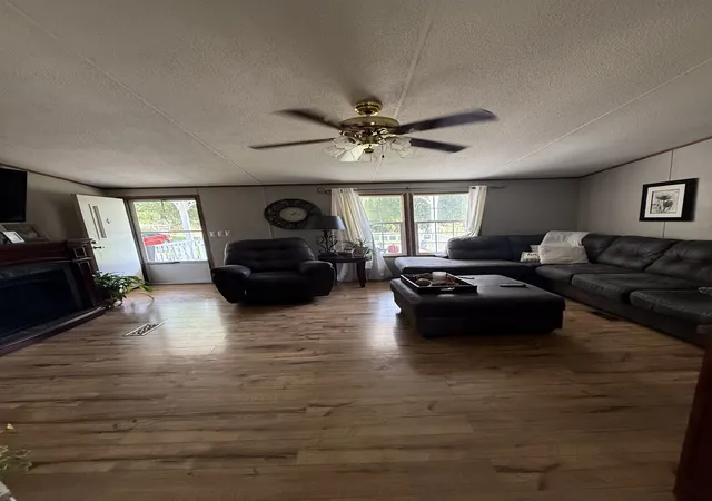 Photo 3 of Manufactured home for sale at 394 Leaths Branch Rd, Westmoreland, TN 37186 | MLS# 3593712 | Listing updated on 2026-09-17