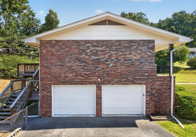 Photo 2 of Single family home for sale at 2103 King Ct Ln, Chattanooga, TN 37421 | MLS# 3592645 | Listing updated on 2026-09-16