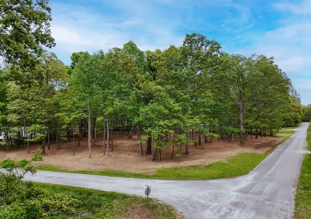 Photo 2 of Land for sale at 0 Lakewood Dr, Beechgrove, TN 37018 | MLS# 3592676 | Listing updated on 2026-09-16