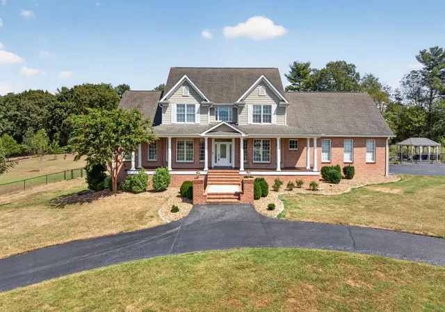 Photo 1 of Single family home for sale at 346 Parkway Rd, Tullahoma, TN 37388 | MLS# 3592909 | Listing updated on 2026-09-18