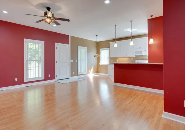 Photo 4 of Single family home for sale at 1136 Slaters Crk Rd, Goodlettsville, TN 37072 | MLS# 3592924 | Listing updated on 2026-09-16