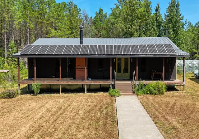 Photo 3 of Single family home for sale at 4349 Buena Vista Rd, Huntingdon, TN 38344 | MLS# 3592934 | Listing updated on 2026-09-16